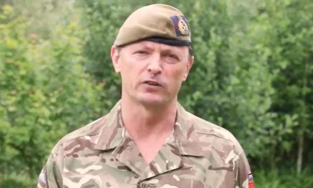 «Ο Πούτιν διψάει για εκδίκηση, πρέπει να προετοιμαστούμε για πόλεμο» προειδοποίησε ο νέος αρχηγός του βρετανικού στρατού